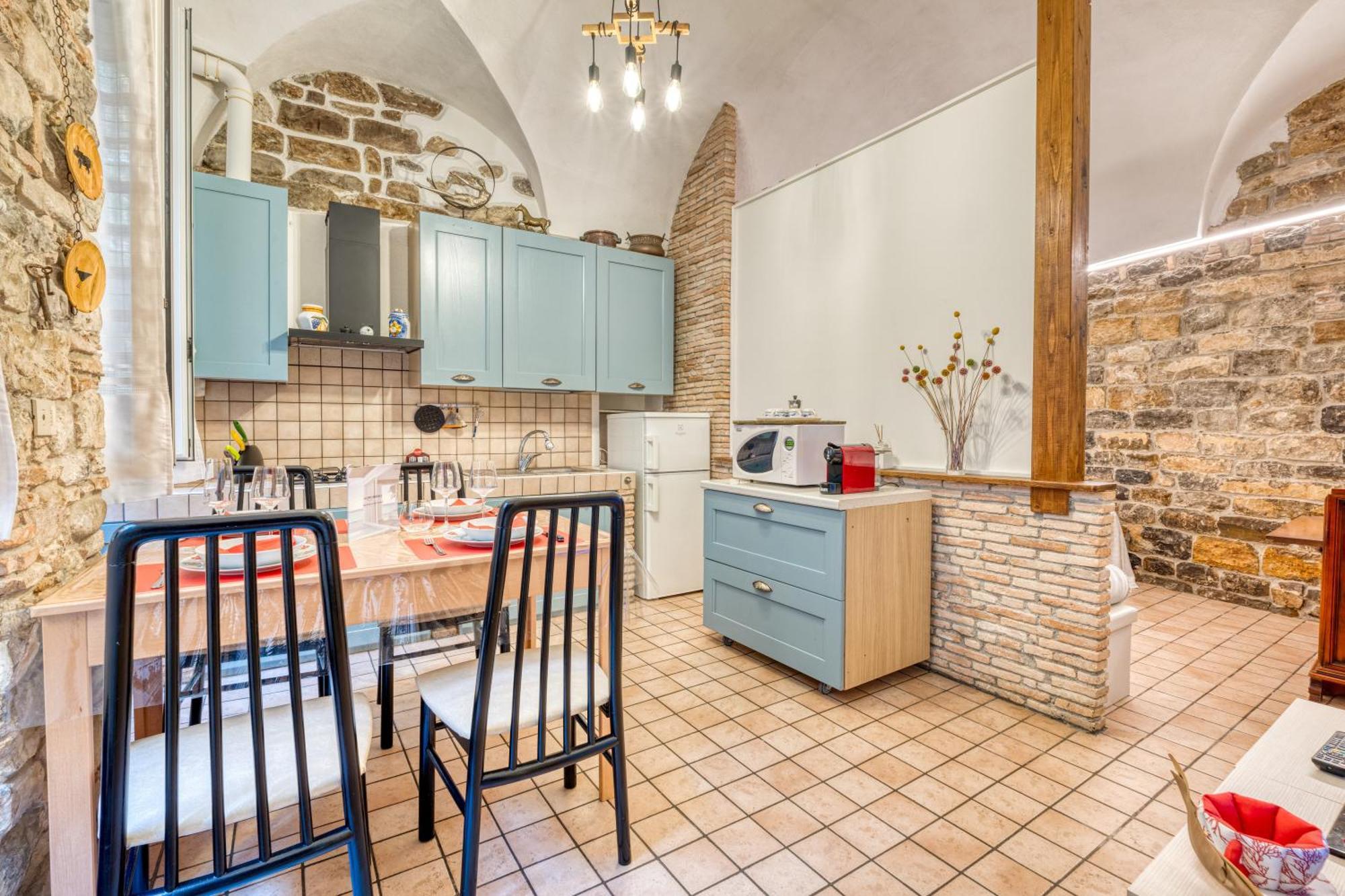 Caratteristico Appartamento In Centro - Happy Rentals Sanremo Luaran gambar