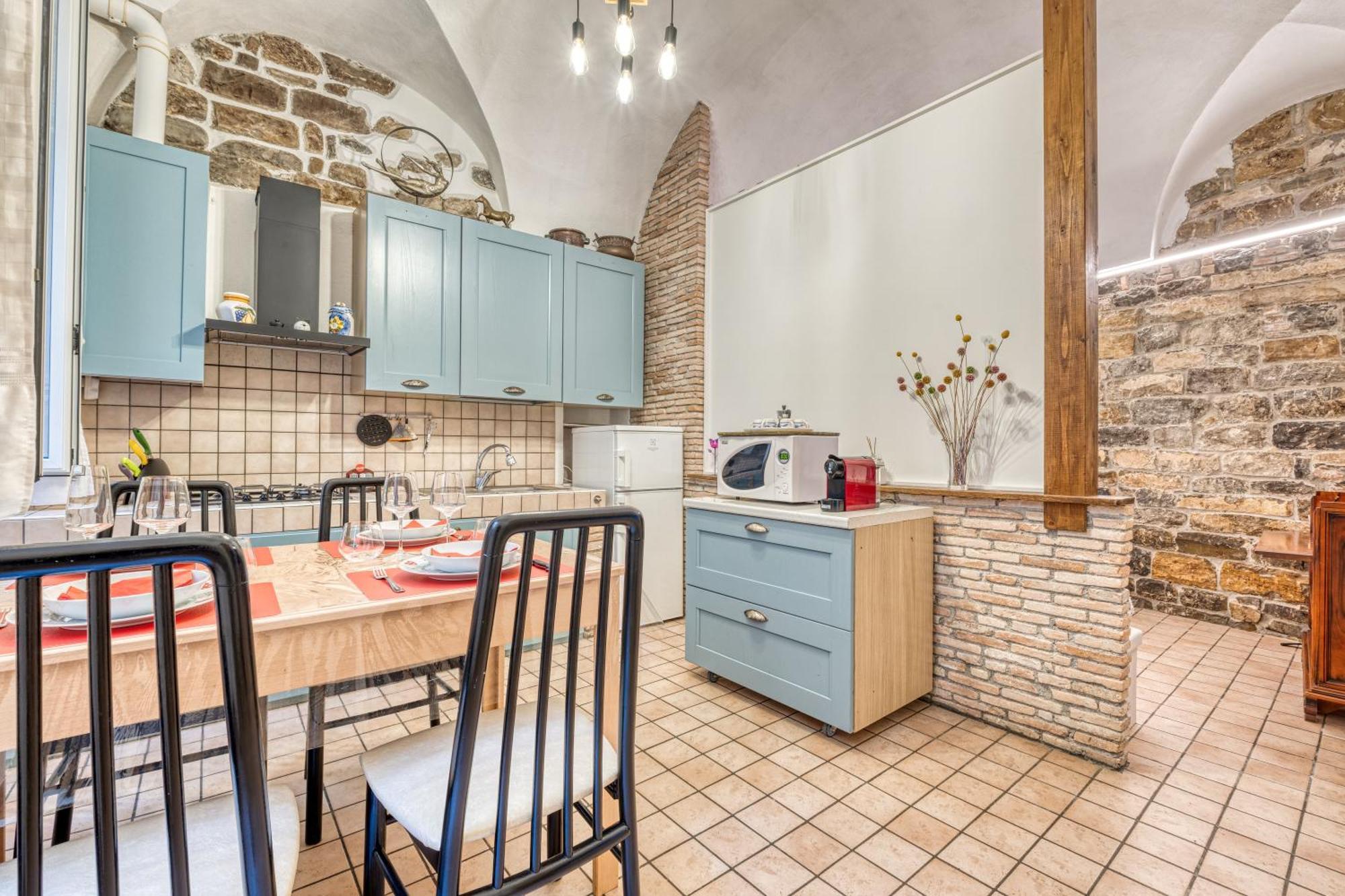 Caratteristico Appartamento In Centro - Happy Rentals Sanremo Luaran gambar
